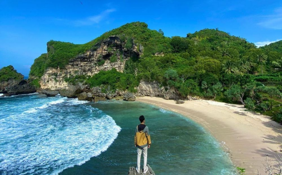 Pantai Krokoh: Tempat Wisata Baru yang Instagramable